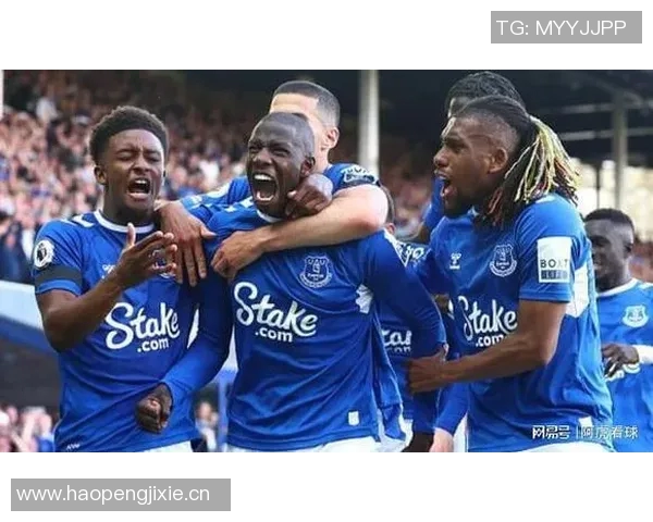 英超前瞻：黑猫挑战太妃糖能否逆袭成功引发关注